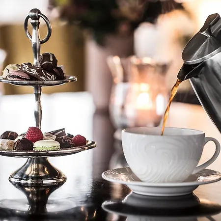 ホテル ヘッセレット 4*