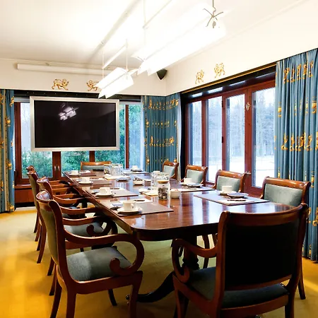 Hesselet Hotel 4*