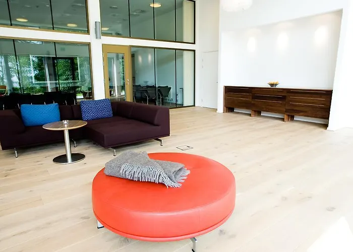 ヘッセレット ニュボー