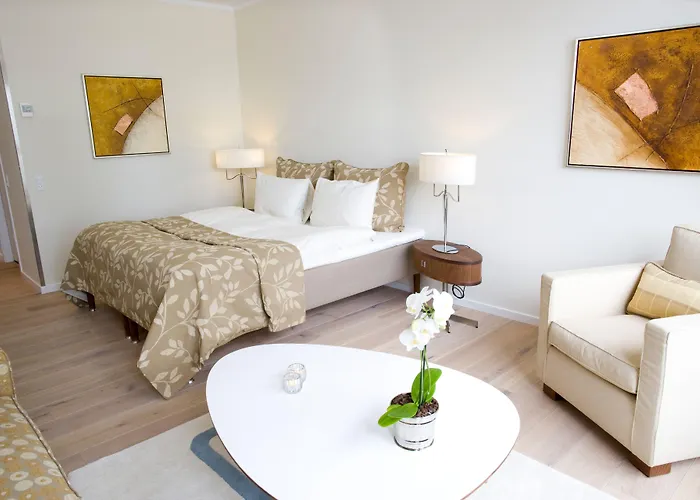 ヘッセレット ホテル ニュボー