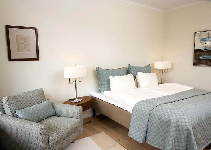 ヘッセレット 4* ニュボー