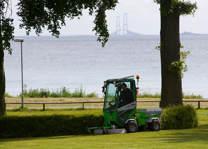 ホテル ヘッセレット ニュボー